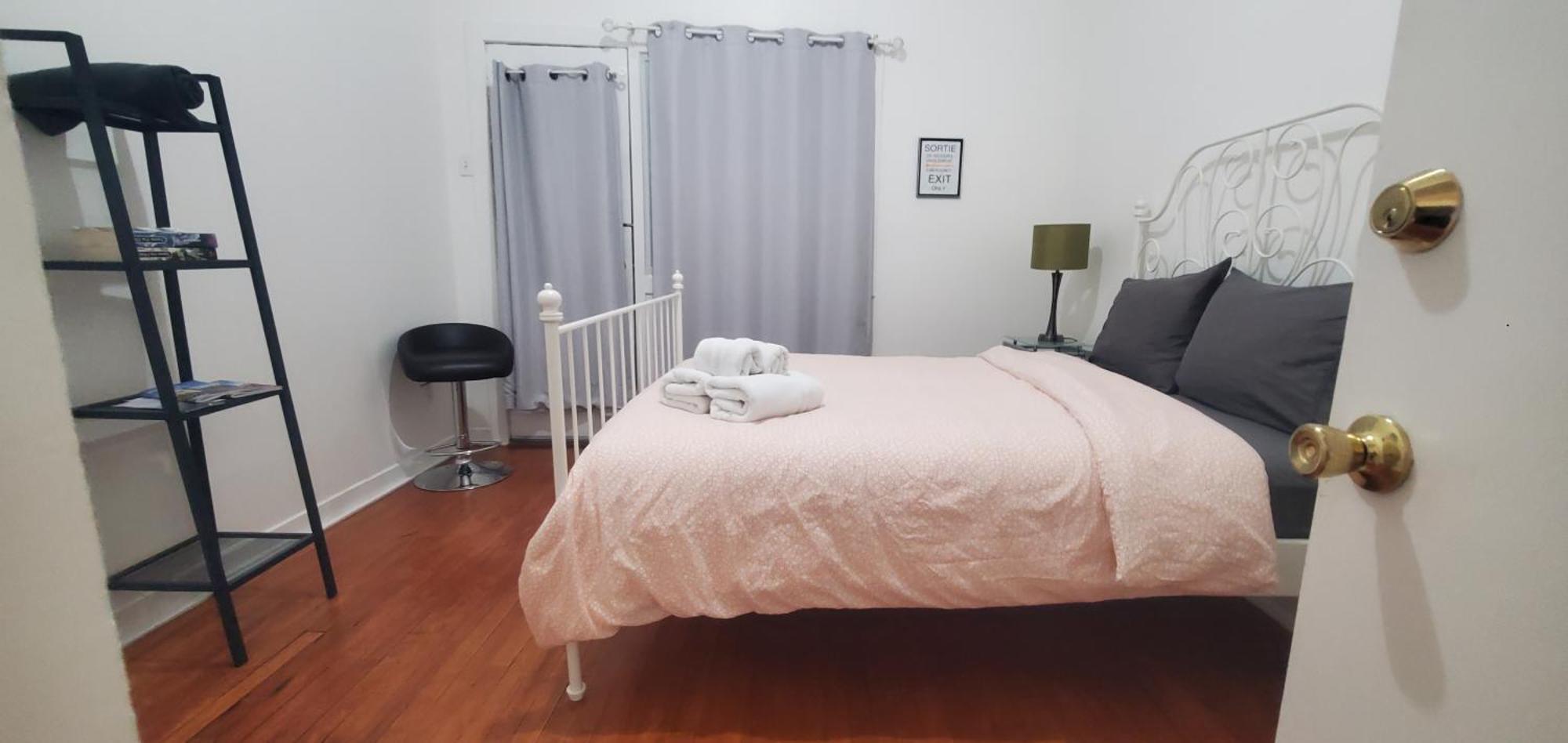 Heart Of Mtr For Memorable Experience 7Minmetro 2 Backyard Fully Equipped Villa Montréal Dış mekan fotoğraf