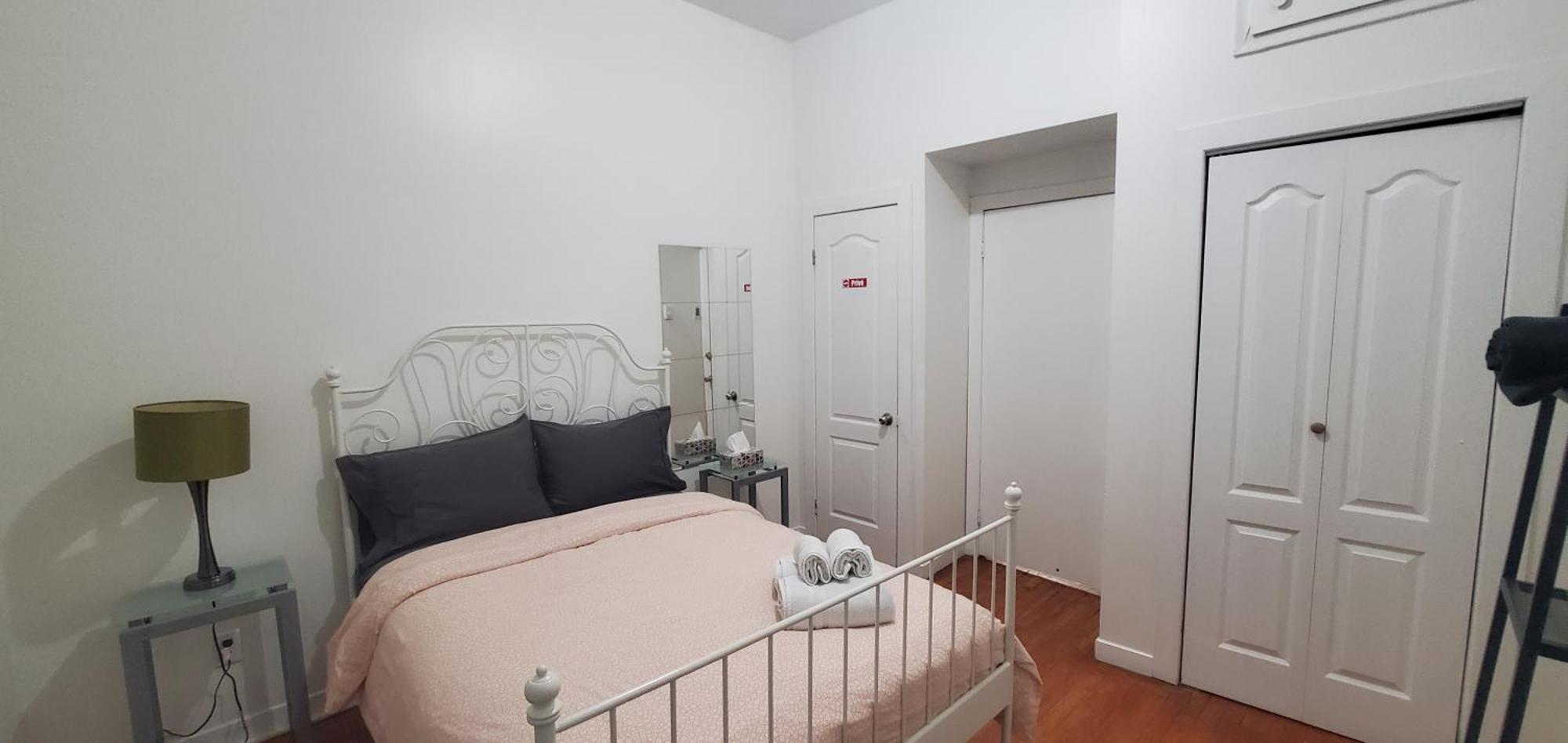 Heart Of Mtr For Memorable Experience 7Minmetro 2 Backyard Fully Equipped Villa Montréal Dış mekan fotoğraf