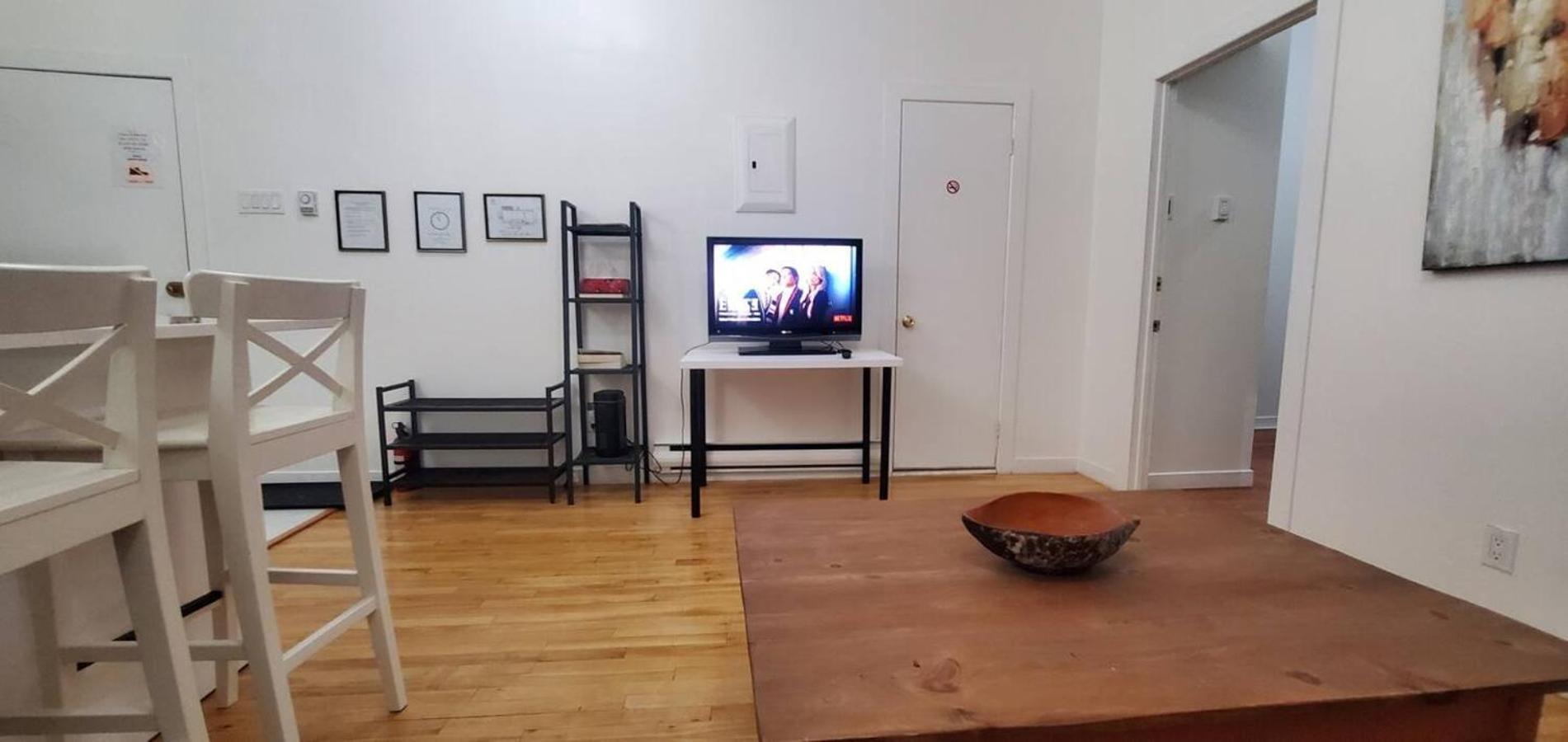 Heart Of Mtr For Memorable Experience 7Minmetro 2 Backyard Fully Equipped Villa Montréal Dış mekan fotoğraf